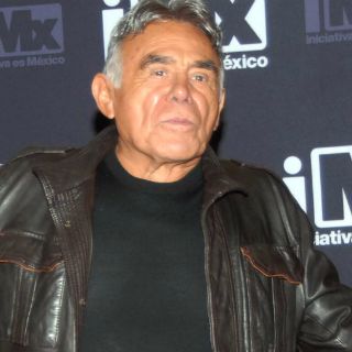 Deja Héctor Suárez ''El albergue'' por compromisos en EU