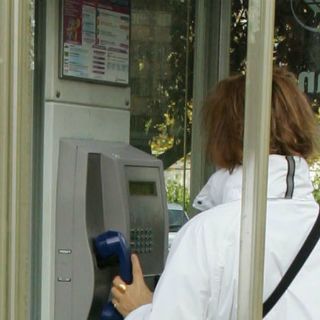 Cabinas telefónicas de Nueva York tendrán pantalla táctil e internet