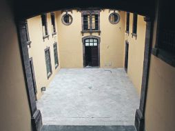 Ejemplo de la arquitectura del siglo XVIII, el edificio que alberga al Museo de Arqueología del Occidente, luce vacío.  /