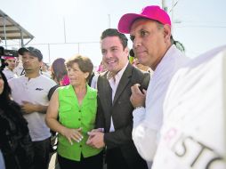 Encuentro de Aristóteles Sandoval con vecinos de la Colonia Independencia.  /