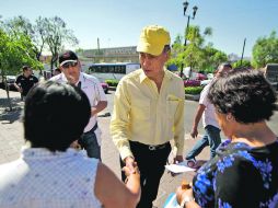 Propuso también impulsar la educación y otorgar becas para los jóvenes.  /