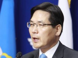 El vocero del Ministerio surcoreano de Defensa, Kim Min-seok, habla durante una rueda de prensa sobre el fracaso del misil. EFE  /