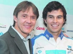 Adrián Fernández (i) fue testigo del talento que el piloto tapatío mostró desde que corría los go-karts en las pistas. MEXSPORT  /