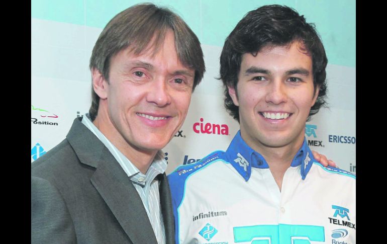 Adrián Fernández (i) fue testigo del talento que el piloto tapatío mostró desde que corría los go-karts en las pistas. MEXSPORT  /
