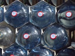 Las complicaciones por la pérdida excesiva de líquidos van desde calambres hasta la alteración en la frecuencia cardíaca. ARCHIVO  /