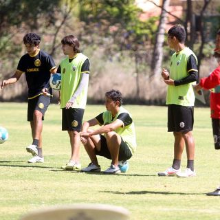Los Leones Negros van contra Necaxa