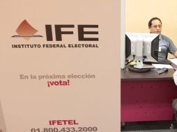 El acuerdo sobre los debates se tomó en el IFE el viernes pasado. ARCHIVO  /