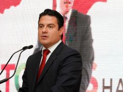 El candidato a gobernador por el PRI, Aristóteles Sandoval, presentó hoy su eje de salud.  /