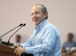 El Presidente Calderón indicó que estos encuentros permiten generar un diálogo franco y abierto. ARCHIVO  /
