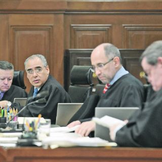 La Corte decide hoy castigo por desacato del Congreso