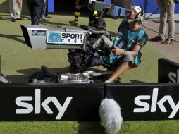 El convenio es con las dos cadenas de la televisión pública y con la plataforma digital 'Sky'. REUTERS  /