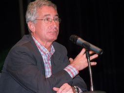 Javier Solórzano, quien moderaría el debate sobre los compromisos de campaña de Enrique Peña Nieto, declinó asistir. ARCHIVO  /