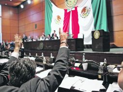 En la Cámara alta se apresuraron a dotar a las Fuerzas Armadas con herramientas legales para combatir al crimen organizado.EL UNIVERSAL  /