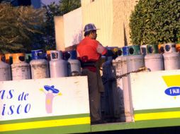 El desabasto incrementó hasta un rango del 30 al 40 por ciento, incrementando los costos de operación de distintas industrias. ARCHIVO  /