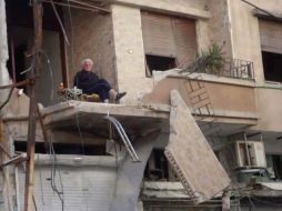 En Homs, dos personas murieron por un ataque con proyectiles. EFE  /