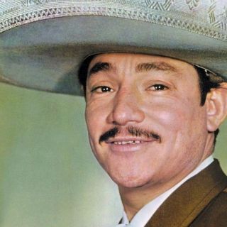 Tributan a Javier Solís a 46 años de su muerte en Torreón, Coahuila