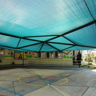 Suspenden clases en kinder de Tonalá por desplome de toldo