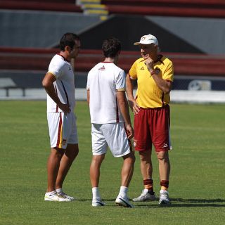 No todos se quieren quedar con Estudiantes