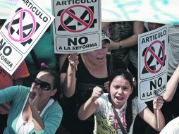 En el Centro de Guadalajara se vivió ayer una nueva protesta contra la llamada “reforma religiosa”.NTX  /