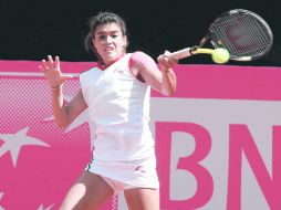La juvenil tenista mexicana Ana Sofía Sánchez le plantó cara a la número 187 del mundo, Mónica Puig.  /