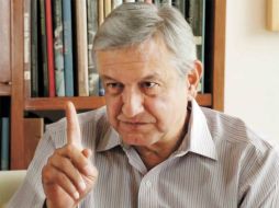 El candidato presidencial de la coalición Movimiento Progresista, Andrés Manuel López Obrador, propuso un Programa de Vivienda. ARCHIVO  /