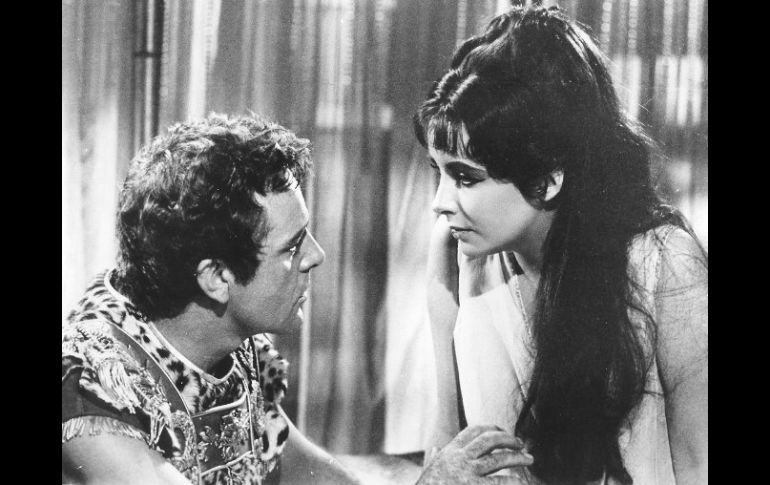 El cine nos dio una imagen idealizada de Marco Antonio y Cleopatra. ARCHIVO  /