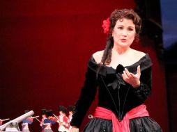 La mezzoprano opina que pese a que la ópera es un género intelectual, ésta tiene mucho que ofrecer a los jóvenes. EFE  /