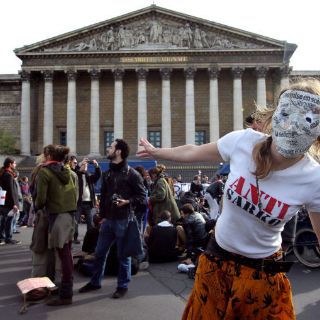 Predomina ambiente de frustración en votantes franceses