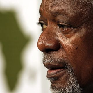 Damasco debe dejar el armamento pesado: Kofi Annan