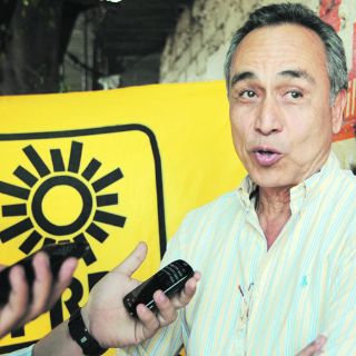 Ofrece revisar expedientes