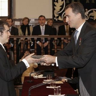 Nicanor Parra recibe premio Cervantes