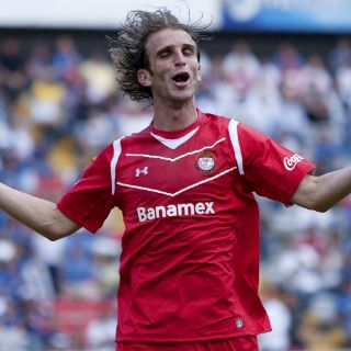 Benítez y Alonso, en la pelea por el liderato de goleo