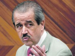 José Ángel Córdova Villalobos llegó a la SEP el 16 de marzo. Le fue “heredado” el eterno conflicto con los sindicatos. NTX  /