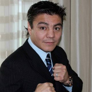 'Travieso' se prepara para pelea contra Rojas