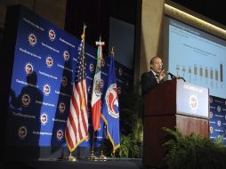 El Presidente Calderon dio un discurso en la Cámara de Comercio de Washington. EFE  /