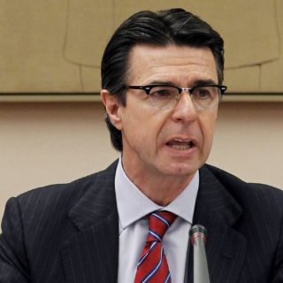 Busca España que Argentina pague por YPF, sin romper lazos