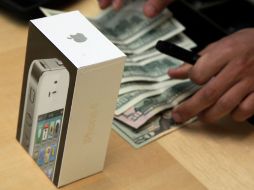 El iPhone, uno de los grandes aciertos de mercado de Apple. AP  /