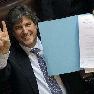 Aprueba el Senado argentino la expropiación de YFP