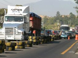 Según reportes, hombres armados montaron un retén falso a la altura del libramiento Ajijic. ARCHIVO  /