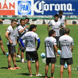 No hay pago, no juegan; los Zorros rompen concentración