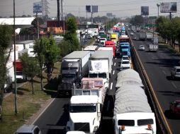 Los transportistas de cargas demandan un alto al alza del precio de los combustibles. EL UNIVERSAL  /