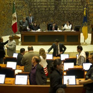 Discuten en el pleno caso Macías Zambrano
