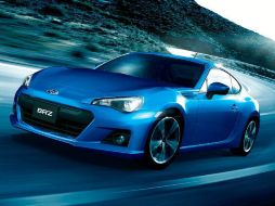 Es muy parecido a su gemelo de Toyota, el GT 86.  /