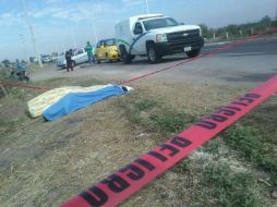 Agentes del Servicio Médico Forense arribaron a los lugares para realizar las labores periciales correspondientes. ARCHIVO  /