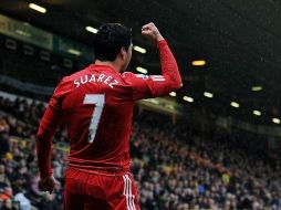 El uruguayo Luis Suárez tuvo un día de éxito en la liga inglesa. ESPECIAL  /