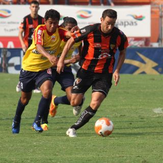 Jaguares vence al Morelia