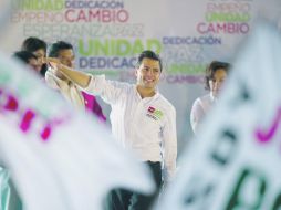 Durante su mitin en Nezahualcóyotl, Enrique Peña Nieto prometió un seguro de desempleo temporal. AFP  /