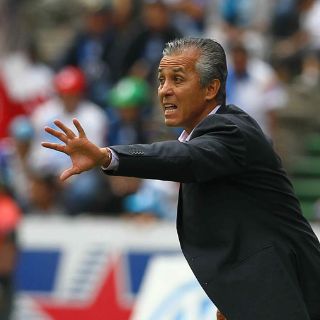 Sergio Bueno renuncia al San Luis