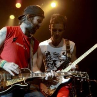 Envía Jarabe de palo fuerza a Alejandro Sanz para seguir adelante