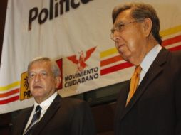 El candidato Andrés Manuel López Obrador estimó que de ser Presidente invitaría a Cuauhtémoc Cárdenas como director de Pemex. NOTIMEX  /